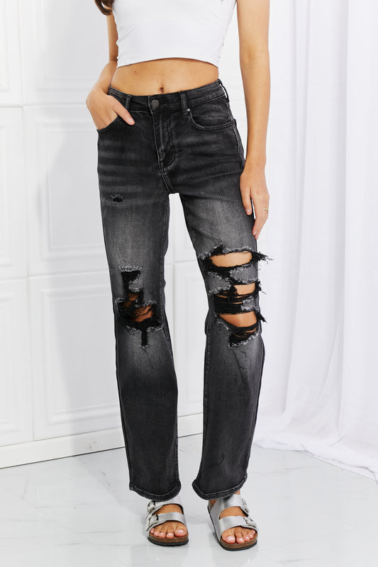 Urban Adventure: Lois Distressed Loose Fit Jeans by Risen