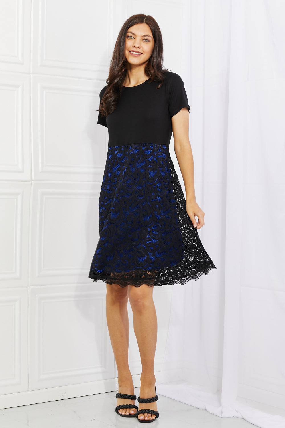 Alluring Harmony: Contrasting Lace Midi Dress