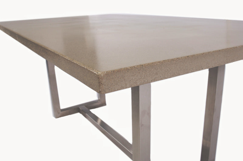 Vue Dining Table