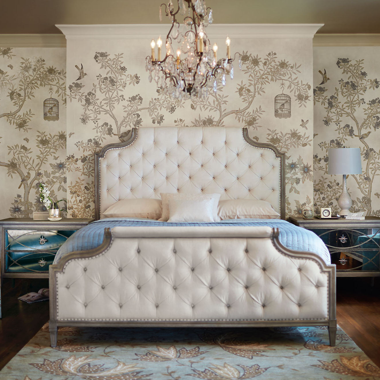 Marquesa Upholstered Bed